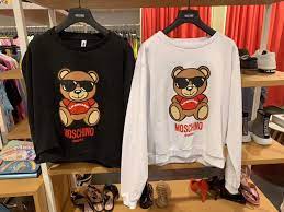 Moschino Sweatshirts Outlet